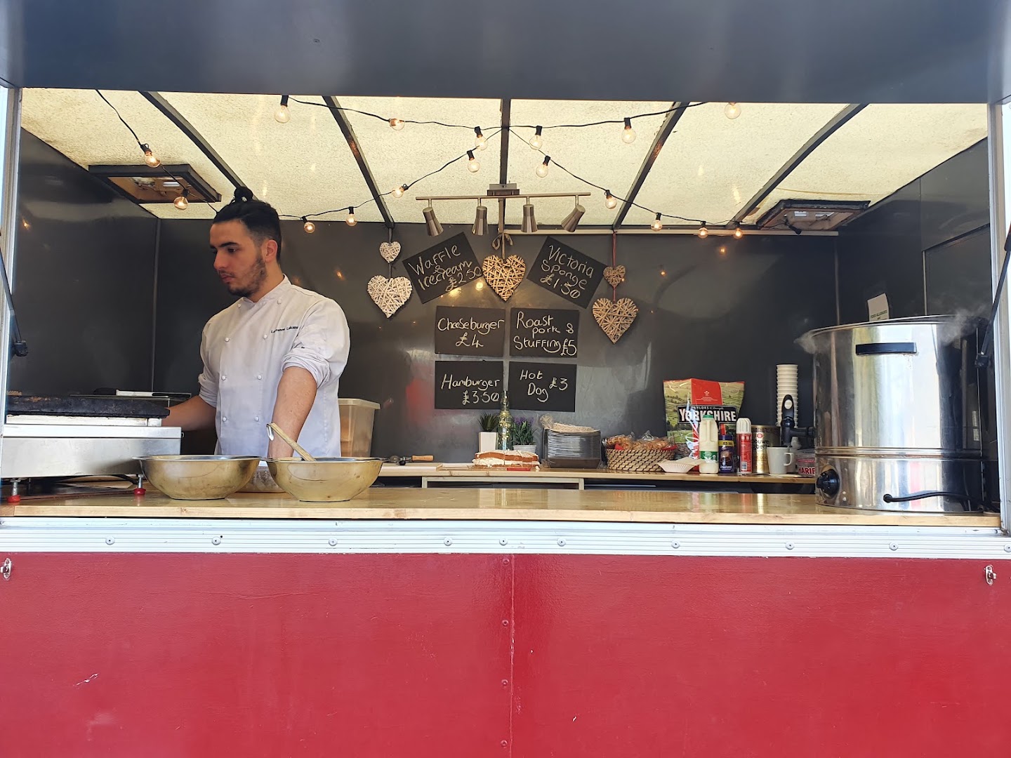 The burger van@theguardhouse · Photos 4